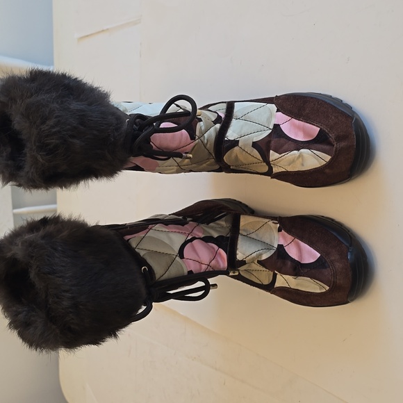 Coach Women's Monogram C's Quilted Sasha Winter Snow Boots Fur Trim Size 8.5 - Picture 4 of 17